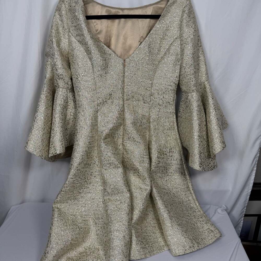 Belle Badgley Mischka Gold Metallic Bell Sleeve Jacquard Mini Dress - Picture 6 of 11